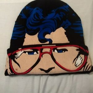 Clark Kent/Superman beanie